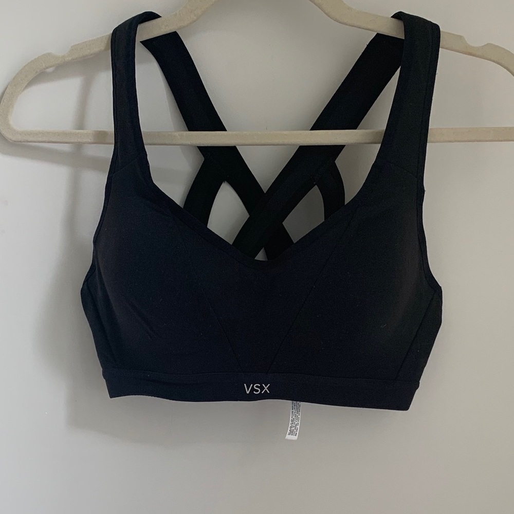 Victoria’s Secret sports Bra 34B